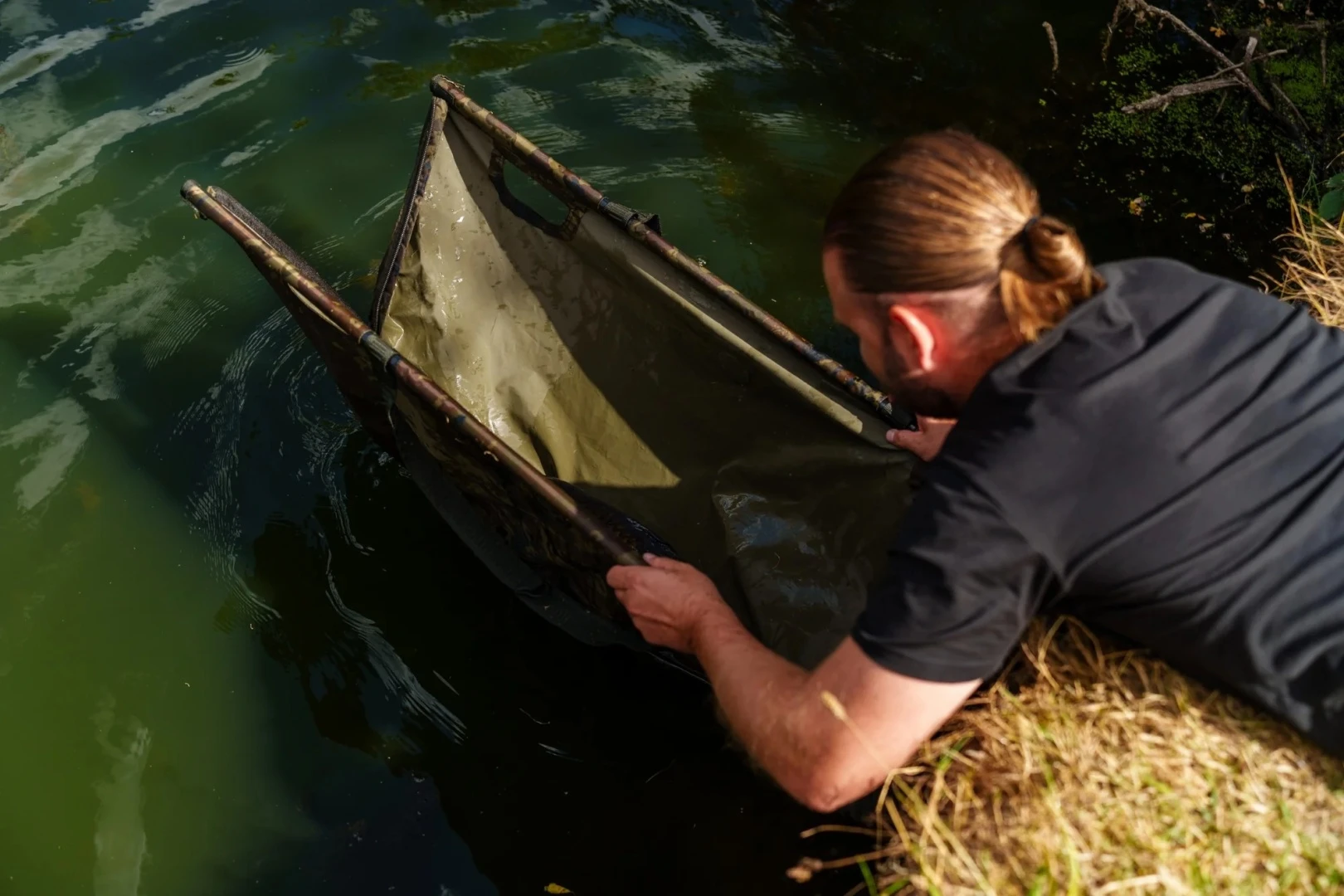 Nash Carp Care Weigh Sling Camo