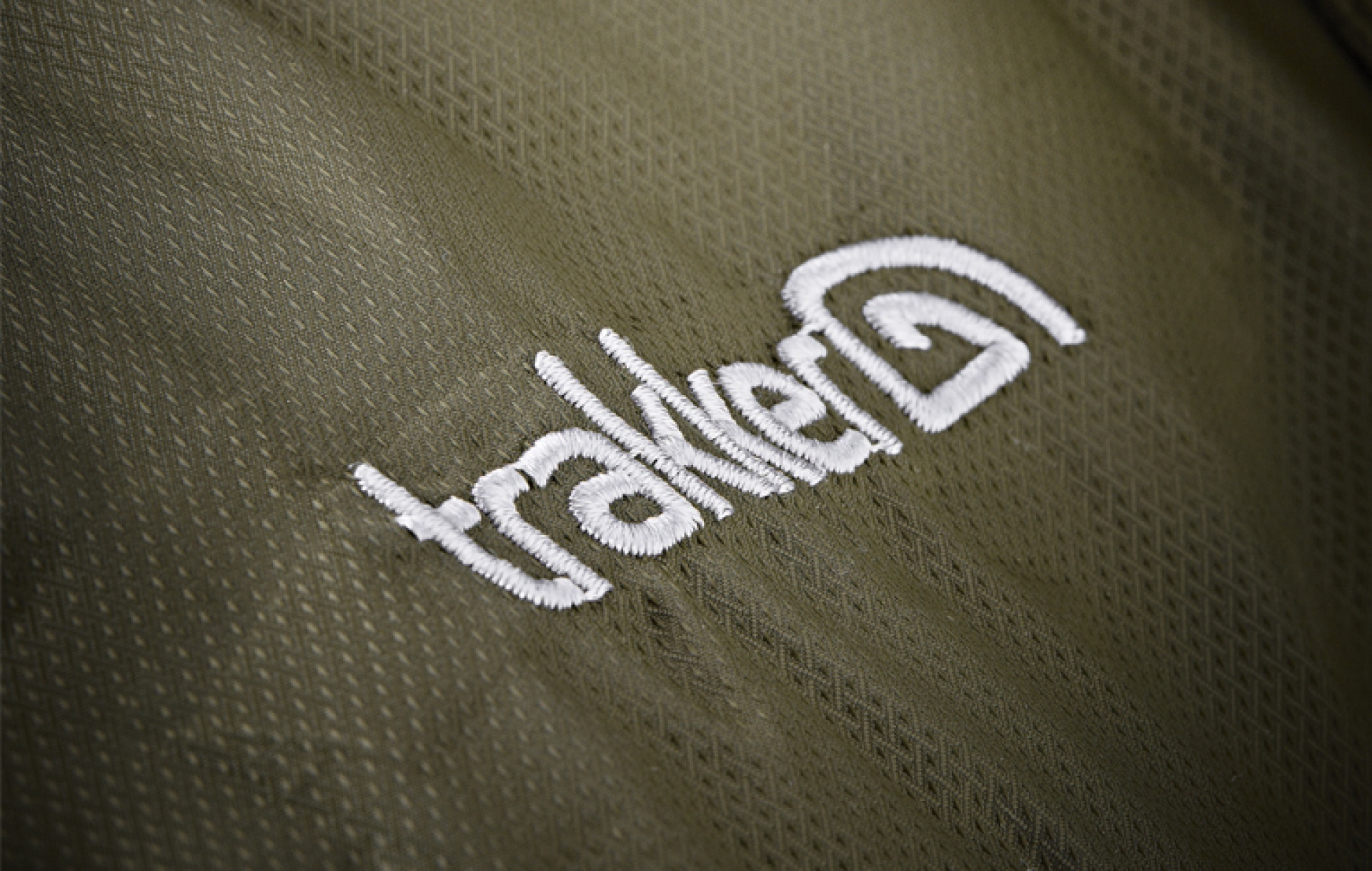 Trakker Elements Bib and Brace