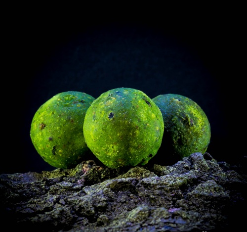 MassiveBaits Top Shelf Boilies - Green Mulberry